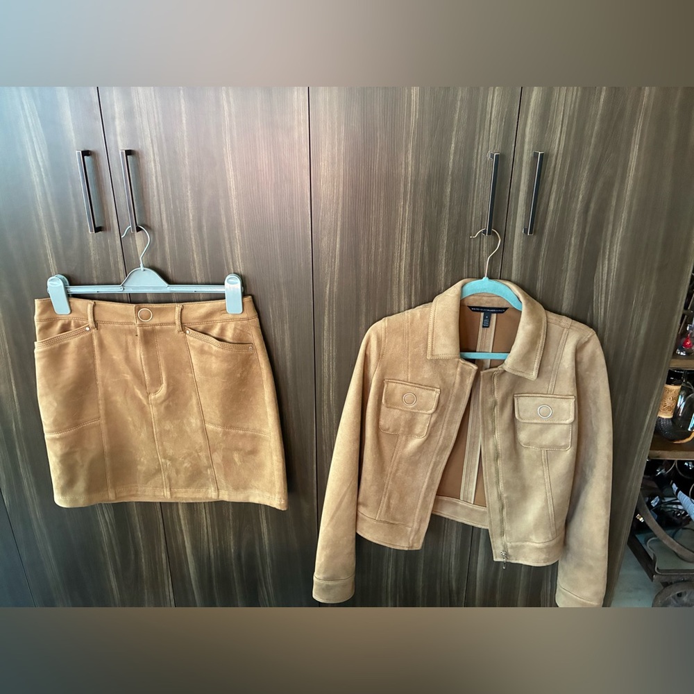 White House Black Market Camel Jacket and skirt set - Picture 4 of 11